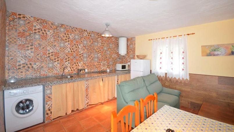 Casas Paqui Y Pablo Con Piscina Compartida En Conil Holiday home