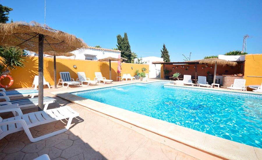 Casas Paqui Y Pablo Con Piscina Compartida En Conil
